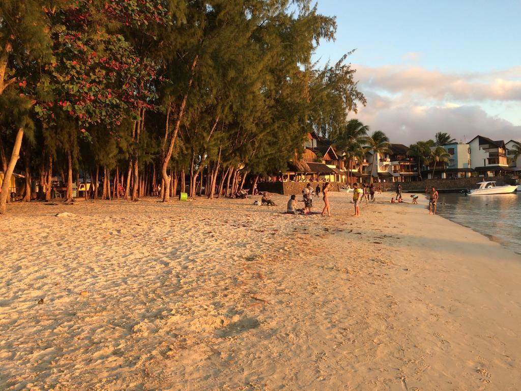 Ebrahim Flats - Grand Baie Beach Exterior foto