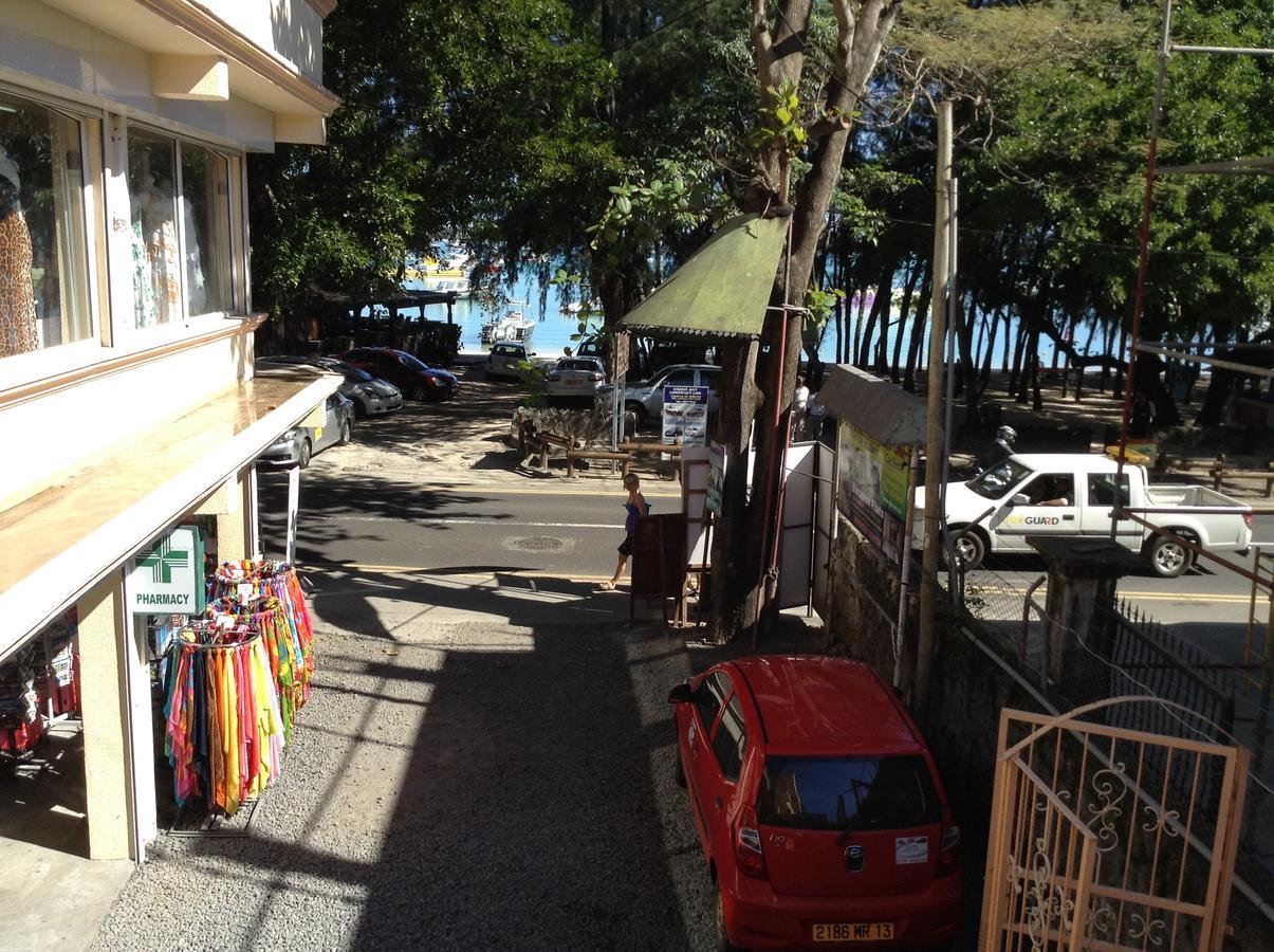 Ebrahim Flats - Grand Baie Beach Exterior foto